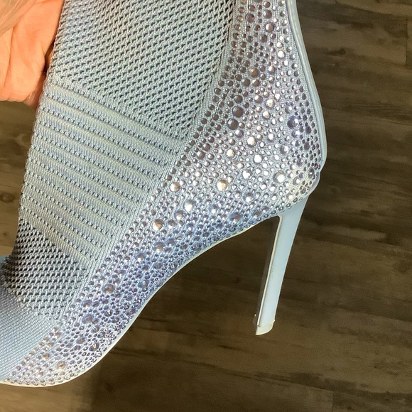 Steve Madden Maxwelle Light Blue Rhinestone Accent Bootie - Picture 8 of 9